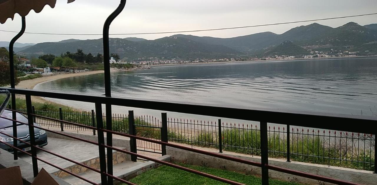 Villa Alexandra Nea Iraklitsa Esterno foto